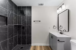 720 Burleson St, Grand Prairie, TX 75050 - Photo 20