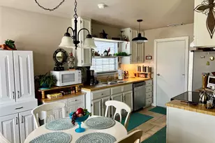 232 Hillcrest Dr, Nocona, TX 76255 - Photo 16