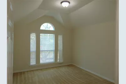 212 Crystal Lake Drive, DeSoto, TX 75115 - Photo 24