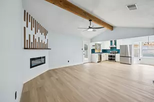 4015 Hideaway Dr, Arlington, TX 76017 - Photo 4