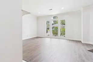 1178 E Oval Dr, Athens, TX 75751 - Photo 8