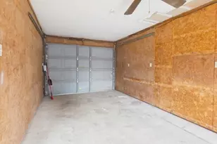 1178 E Oval Dr, Athens, TX 75751 - Photo 40