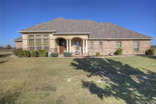 1066 Canyon Lake Rd, Wills Point, TX 75169 - Photo 1