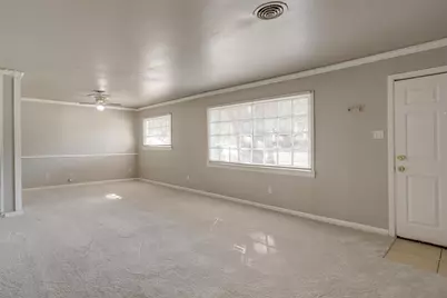 5608 Trail Lake Drive, Fort Worth, TX 76133 - Photo 4