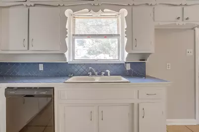 5608 Trail Lake Drive, Fort Worth, TX 76133 - Photo 8