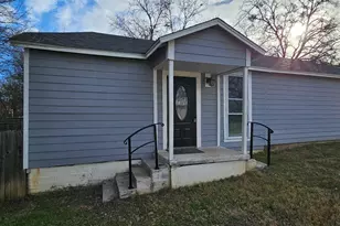 508 Gathings Ave, Covington, TX 76636 - Photo 2