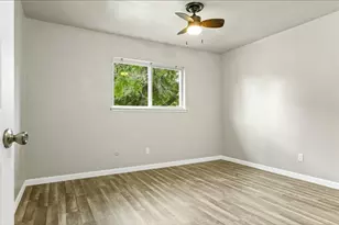 1008 Hillwood Dr, Lewisville, TX 75067 - Photo 10