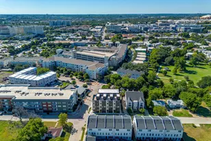 302 Foch St, Fort Worth, TX 76107 - Photo 36