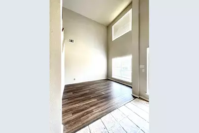 7728 Parkwood Plaza Drive, Fort Worth, TX 76137 - Photo 4