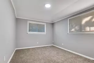 421 W 8th St, Lancaster, TX 75146 - Photo 14