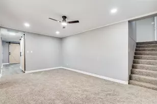 421 W 8th St, Lancaster, TX 75146 - Photo 4