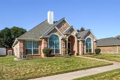 6908 Winthorp Drive, Arlington, TX 76001 - Photo 2