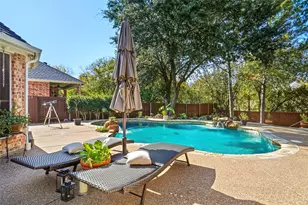 6908 Winthorp Dr, Arlington, TX 76001 - Photo 32