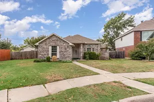 4201 Wild Cherry Dr, Carrollton, TX 75010 - Photo 2