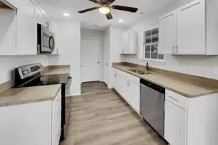 1012 Woodside Ln, Seagoville, TX 75159 - Photo 2