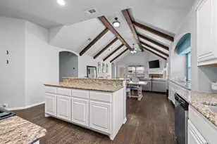 1200 Killian Dr, Mansfield, TX 76063 - Photo 16