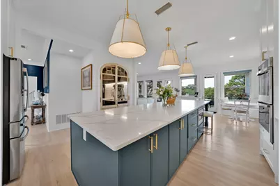 1431 Travis Circle N, Irving, TX 75038 - Photo 10