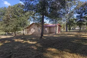 2600 Co Rd 417D, Henderson, TX 75654 - Photo 4