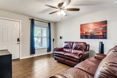 613 McLemore Drive, Garland, TX 75040 - Photo 2