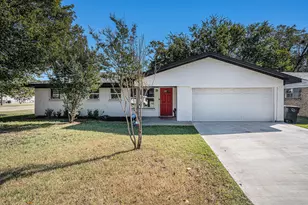 807 Poindexter Ave, Cleburne, TX 76033 - Photo 1