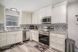 807 Poindexter Ave, Cleburne, TX 76033 - Photo 8