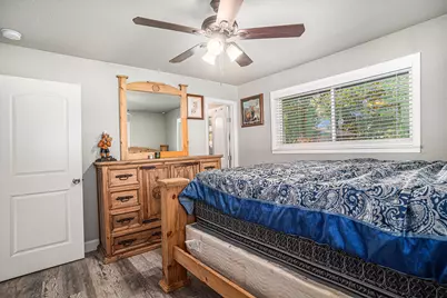 807 Poindexter Avenue, Cleburne, TX 76033 - Photo 20