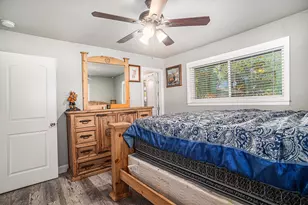 807 Poindexter Ave, Cleburne, TX 76033 - Photo 20