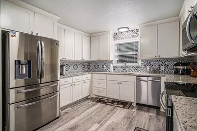 807 Poindexter Avenue, Cleburne, TX 76033 - Photo 8