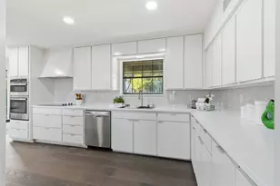 401 Rocky Canyon Ct, Arlington, TX 76011 - Photo 14