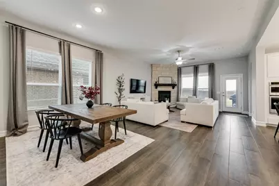 924 Crest Breeze Drive, Fort Worth, TX 76052 - Photo 8