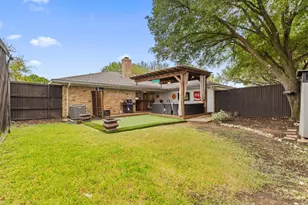 15935 Longvista Dr, Dallas, TX 75248 - Photo 26