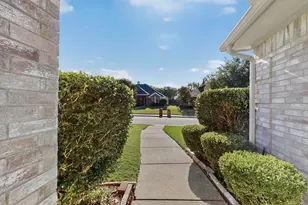 1911 Random Oaks Dr, Rockwall, TX 75087 - Photo 4