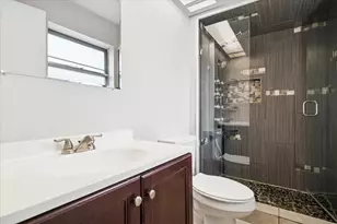 3908 Cody Ct, Irving, TX 75062 - Photo 16