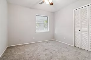 3908 Cody Ct, Irving, TX 75062 - Photo 18