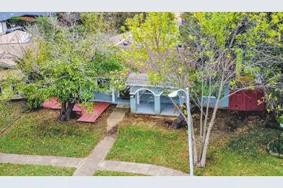 3908 Cody Court, Irving, TX 75062 - Photo 30