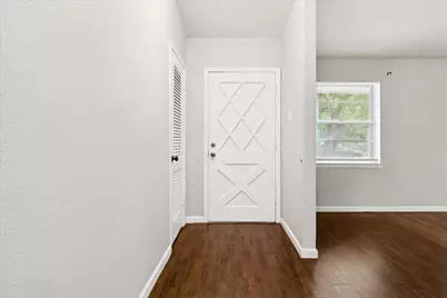 3908 Cody Court, Irving, TX 75062 - Photo 4