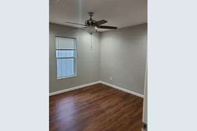 3574 Wayside Avenue, Fort Worth, TX 76110 - Photo 6