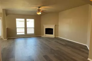 1117 Lake Grove Dr, Little Elm, TX 75068 - Photo 4