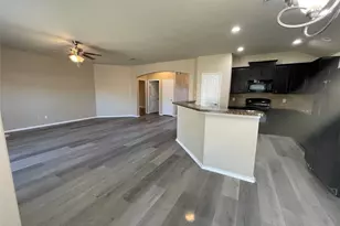 1117 Lake Grove Dr, Little Elm, TX 75068 - Photo 2