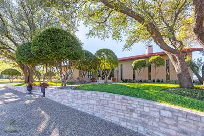 2909 Woodlake Drive, Abilene, TX 79606 - Photo 2