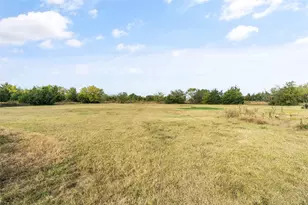 300 County Rd 4233, Bonham, TX 75418 - Photo 20