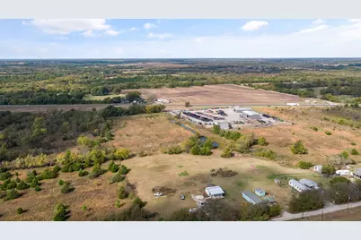 300 County Road 4233, Bonham, TX 75418 - Photo 24