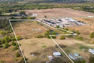 300 County Rd 4233, Bonham, TX 75418 - Photo 2