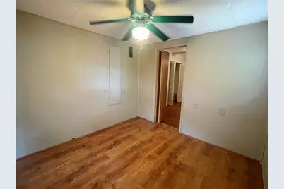 804 Kentucky Street, Graham, TX 76450 - Photo 16