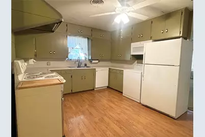 804 Kentucky Street, Graham, TX 76450 - Photo 6