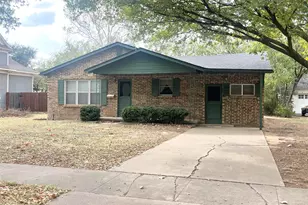 804 Kentucky St, Graham, TX 76450 - Photo 2