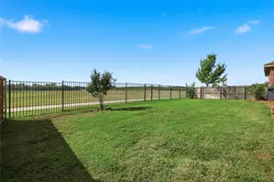 609 Meadowedge Ln, Denton, TX 76207 - Photo 34