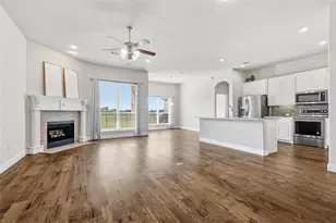 609 Meadowedge Ln, Denton, TX 76207 - Photo 10