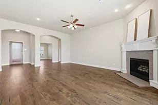 609 Meadowedge Ln, Denton, TX 76207 - Photo 12