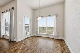 609 Meadowedge Ln, Denton, TX 76207 - Photo 18